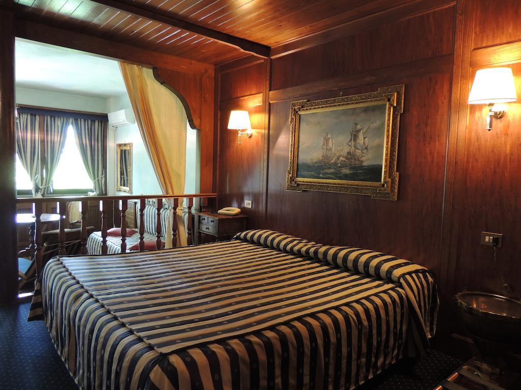 Villa Country Relais I Due Laghi Anguillara Sabazia Habitación foto
